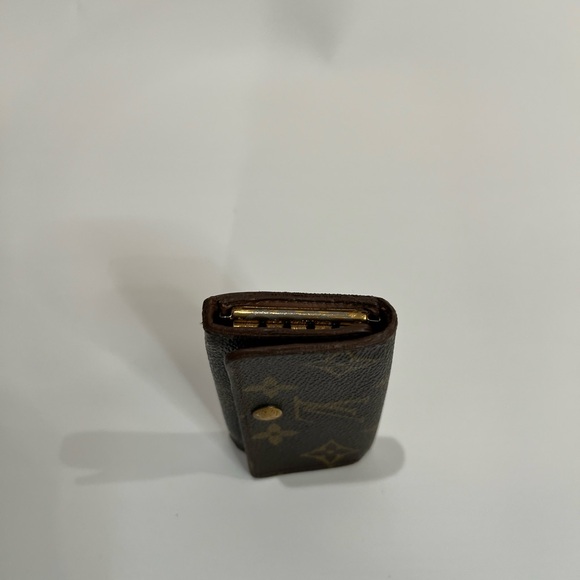 AUTHENTIC LOUIS VUITTON MONOGRAM 4 RING KEY HOLDER WALLET - Picture 3 of 6
